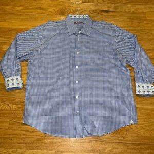Robert Graham sport shirt